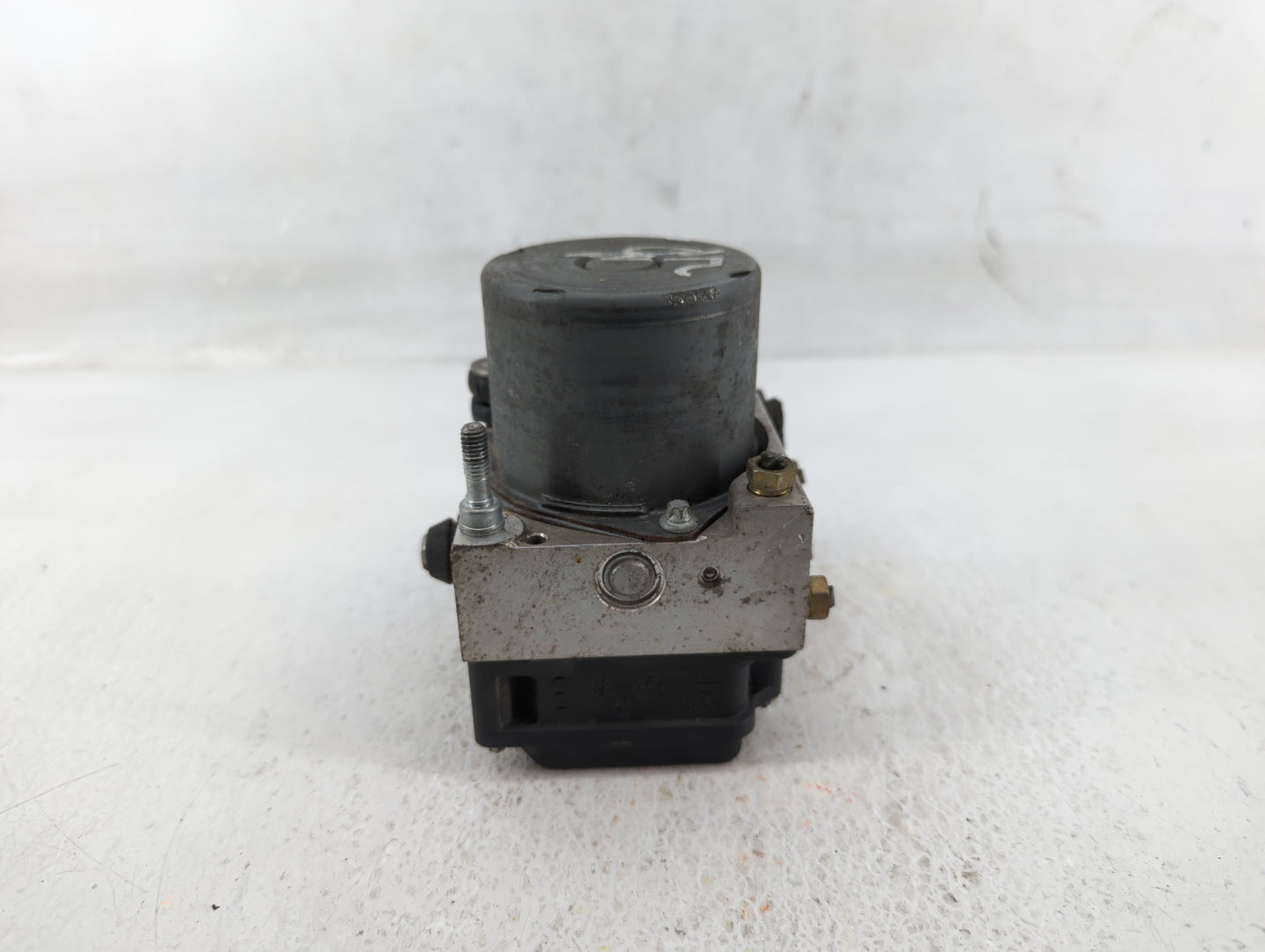 2008-2009 Nissan Altima ABS Pump Control Module Replacement P/N:47660 JB10A Fits Fits 2008 2009 OEM Used Auto Parts - Oemuse