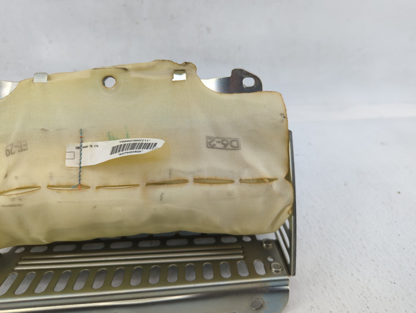 2007-2012 Nissan Altima Air Bag Passenger Right Dashboard Oem - Oemusedautoparts1.com