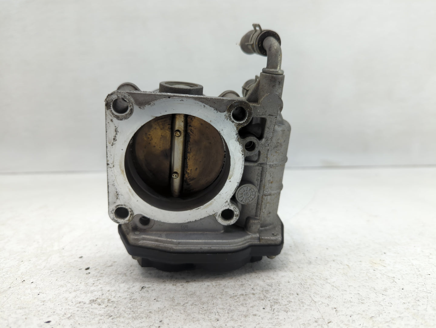 2007-2014 Nissan Altima Throttle Body P/N:G 0422 3 526-01 Fits Fits 2007 2008 2009 2010 2011 2012 2013 2014 OEM Used Auto Pa