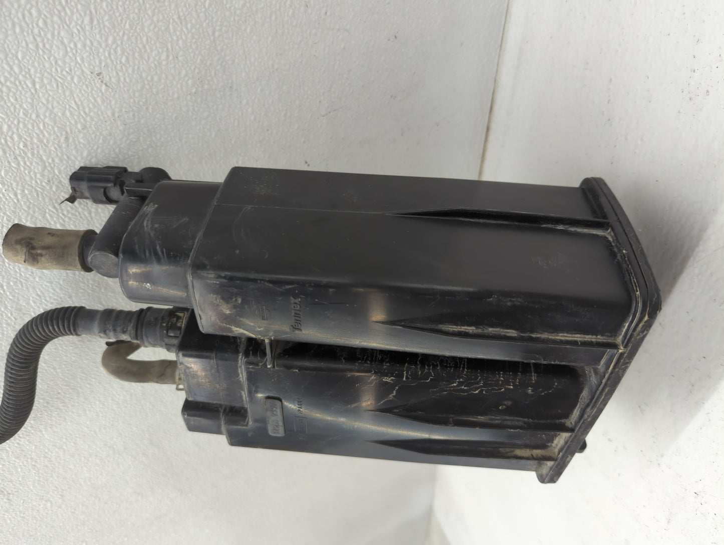 2009 Nissan Altima Fuel Vapor Charcoal Canister 663029 - Oemusedautoparts1.com