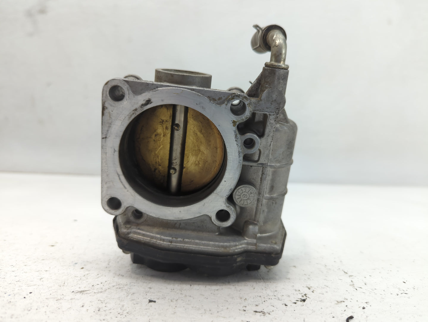 2007-2013 Nissan Altima Throttle Body P/N:G8Y13 2 526-01 Fits Fits 2007 2008 2009 2010 2011 2012 2013 OEM Used Auto Parts - 