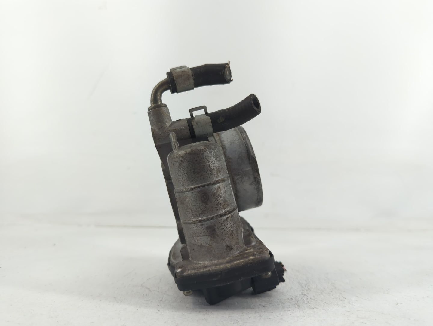 2007-2013 Nissan Altima Throttle Body P/N:G 8X22 2 526-01, RME60-15 2202H Fits Fits 2007 2008 2009 2010 2011 2012 2013 OEM U