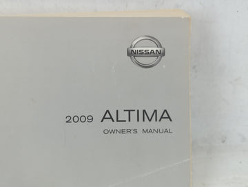 2009 Nissan Altima Owners Manual Book Guide P/N:OM9E-0L32U1 OEM Used Auto Parts