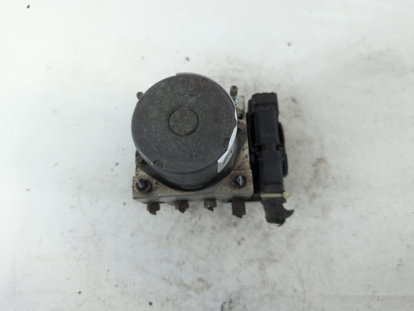 2008-2009 Nissan Altima ABS Pump Control Module Replacement P/N:0 13 01 47660 Fits Fits 2008 2009 OEM Used Auto Parts - Oemu