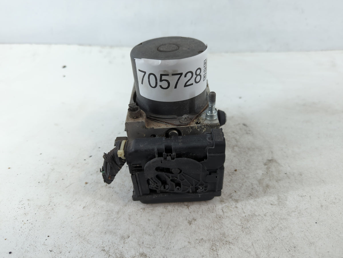 2008-2009 Nissan Altima Anti-Lock Brake ABS Pump Module Actuator OEM P/N:0 13 01 47660 Fits Fits 2008 2009 OEM Used Auto Par