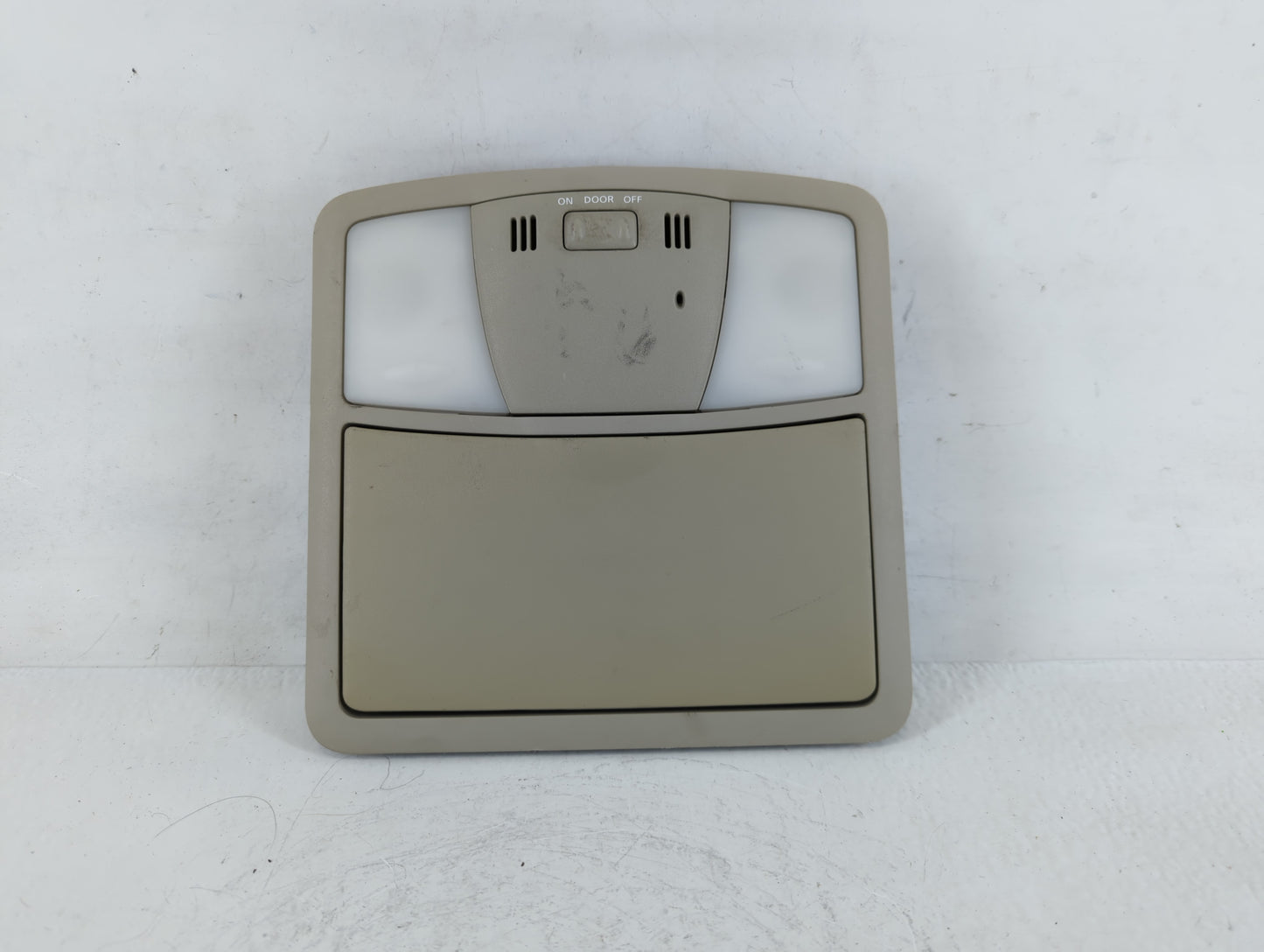 2009 Nissan Altima Overhead Roof Console - Oemusedautoparts1.com