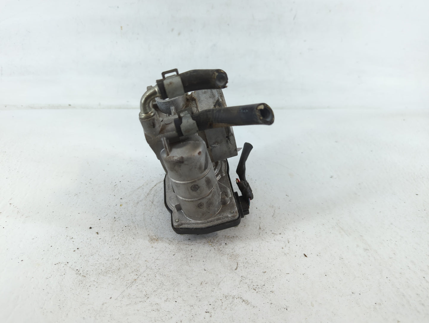 2007-2013 Nissan Altima Throttle Body P/N:RME60-15 Fits Fits 2007 2008 2009 2010 2011 2012 2013 OEM Used Auto Parts - Oemuse