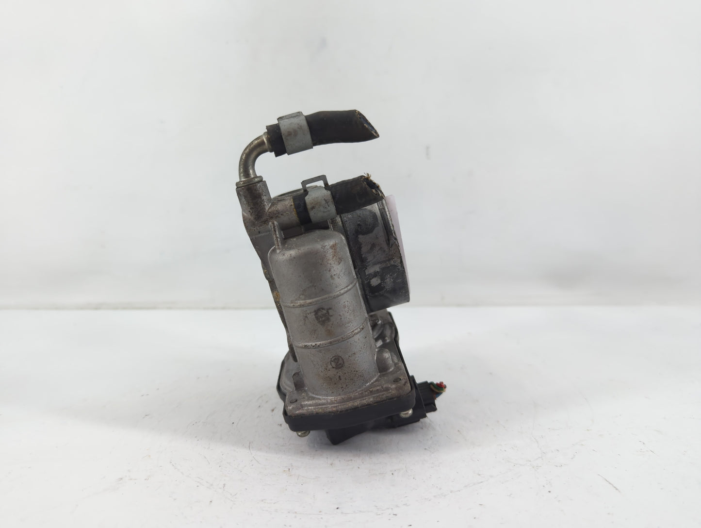 2007-2013 Nissan Altima Throttle Body P/N:9728 526-01 G Fits Fits 2007 2008 2009 2010 2011 2012 2013 OEM Used Auto Parts - O