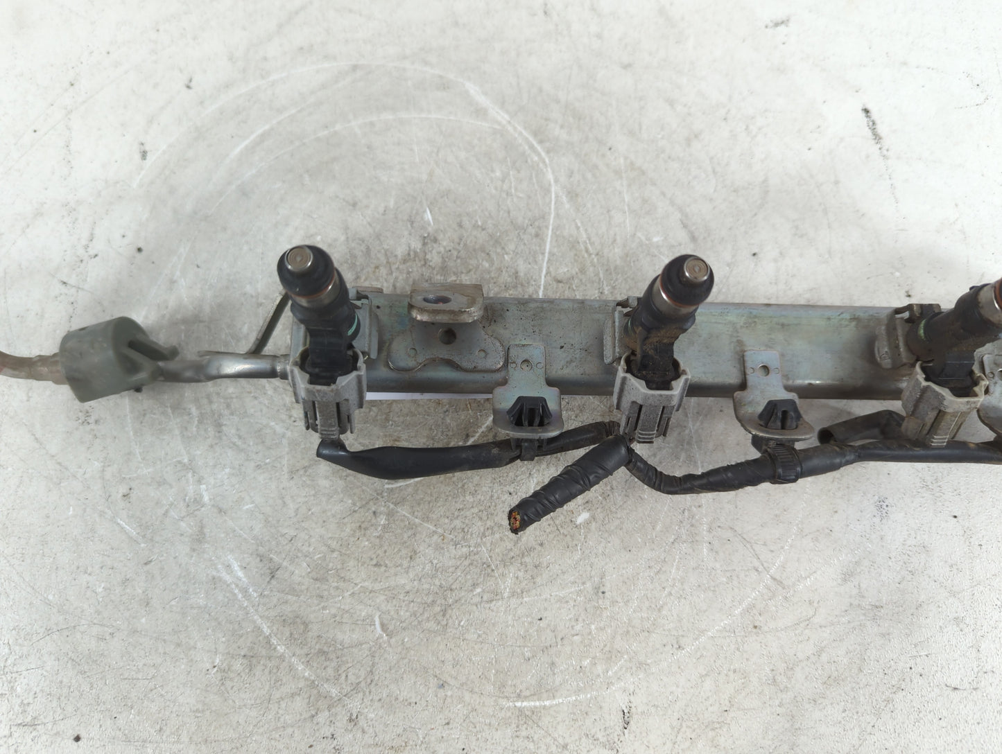 2009 Nissan Altima Fuel Injectors Fits OEM Used Auto Parts - Oemusedautoparts1.com
