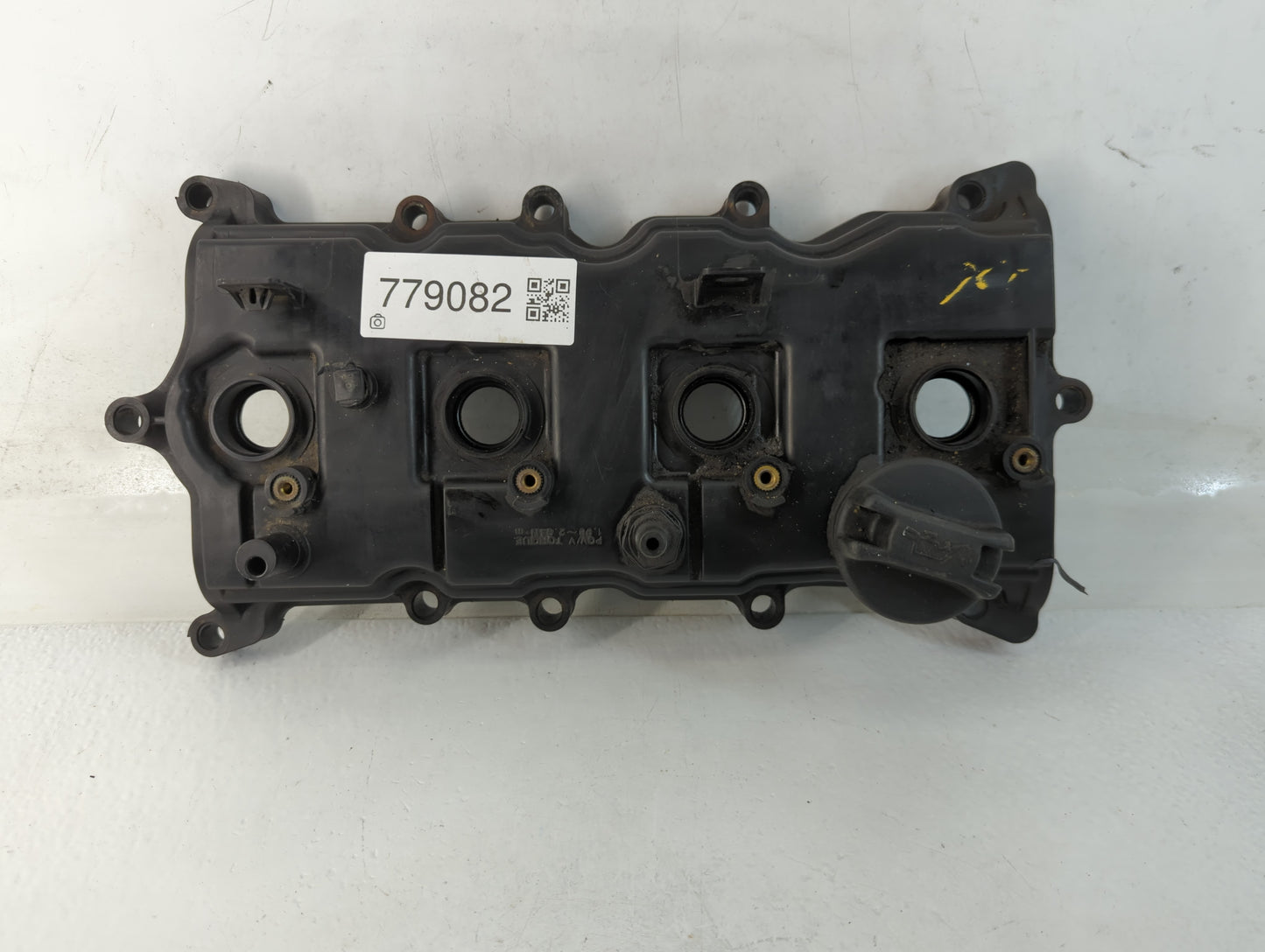 2009 Nissan Altima Driver Left Cylinder Head Valve Cover Fits OEM Used Auto Parts - Oemusedautoparts1.com