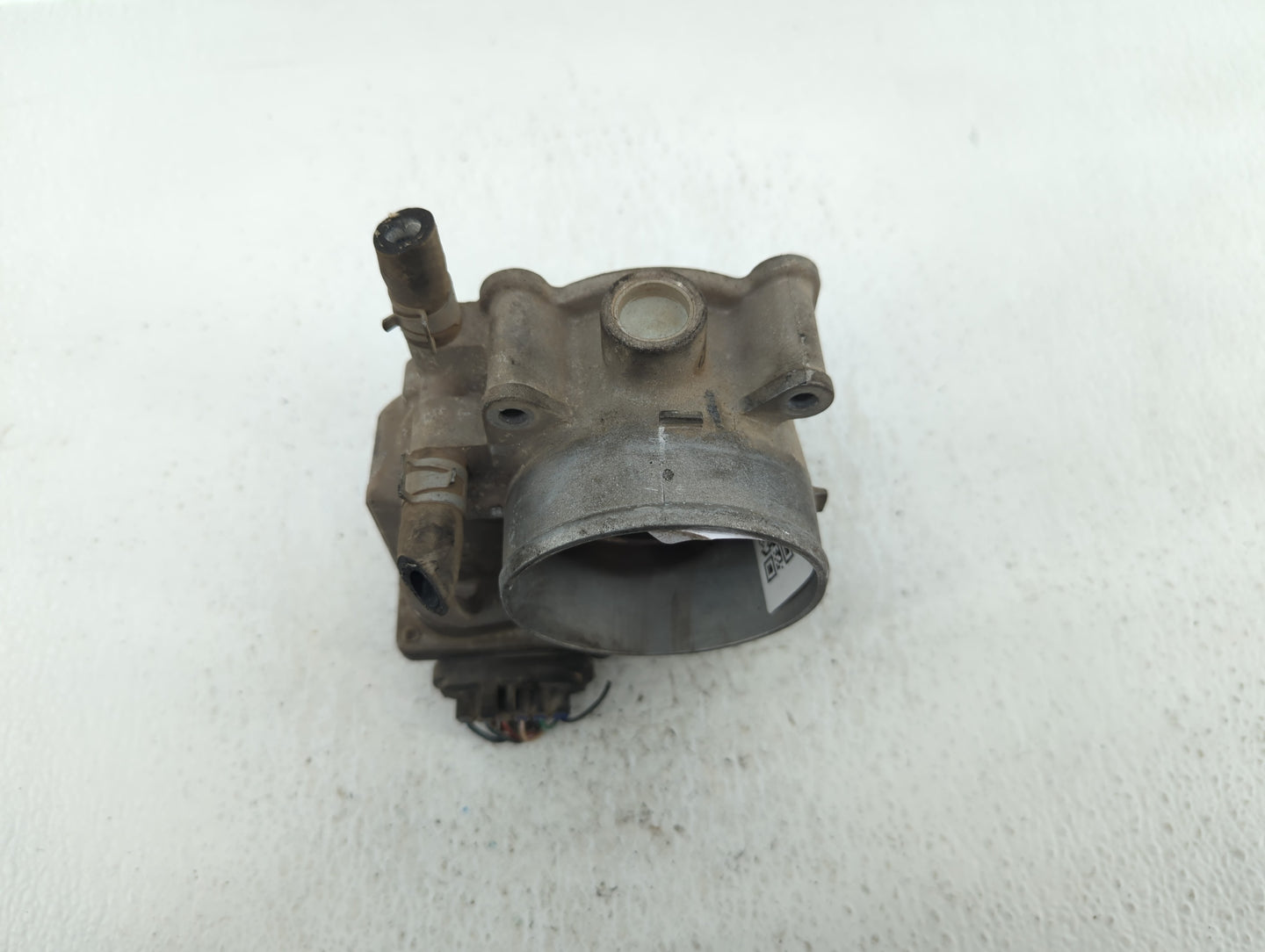 2005-2012 Nissan Armada Throttle Body Fits Fits 2004 2005 2006 2007 2008 2009 2010 2011 2012 2013 2014 OEM Used Auto Parts -