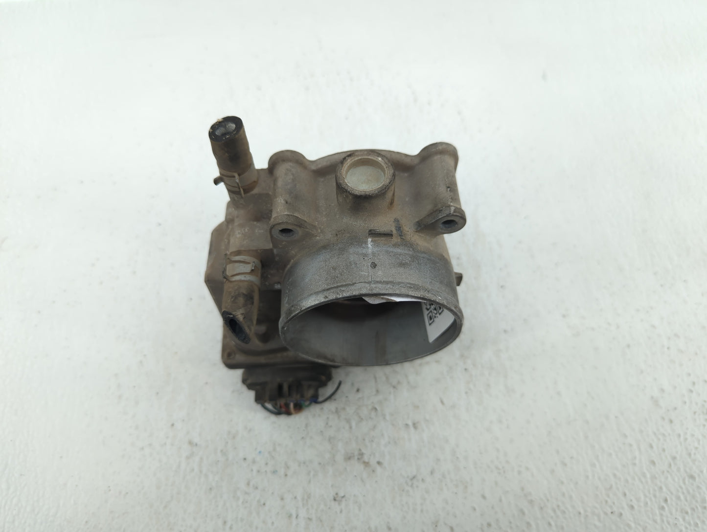 2005-2012 Nissan Armada Throttle Body Fits Fits 2004 2005 2006 2007 2008 2009 2010 2011 2012 2013 2014 OEM Used Auto Parts -