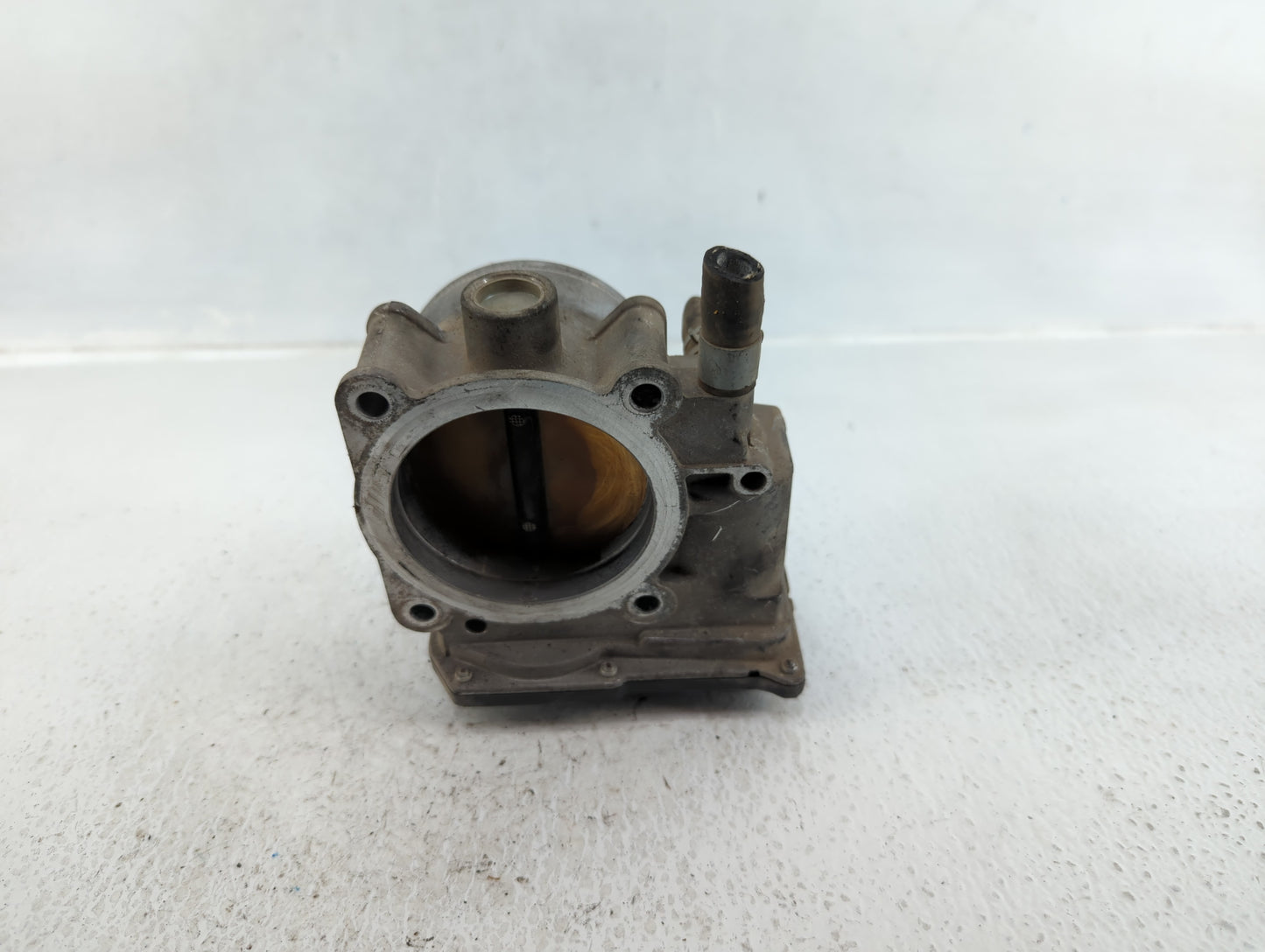 2005-2012 Nissan Armada Throttle Body Fits Fits 2004 2005 2006 2007 2008 2009 2010 2011 2012 2013 2014 OEM Used Auto Parts -