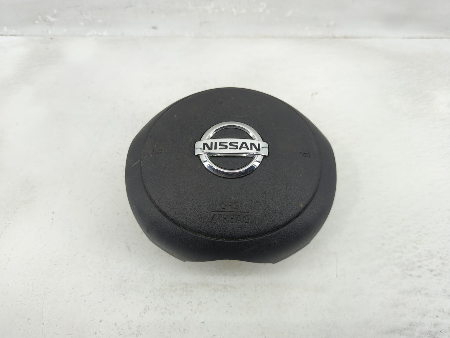 2009-2011 Nissan Cube Air Bag Driver Left Steering Wheel Mounted Fits Fits 2009 2010 2011 OEM Used Auto Parts - Oemusedautop