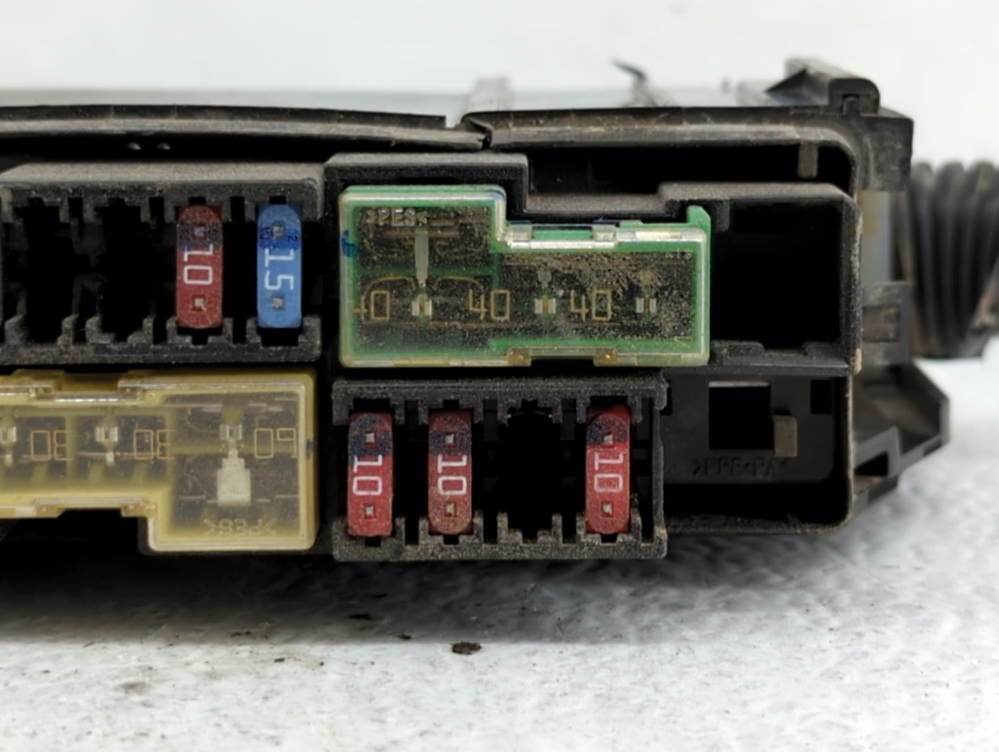 2009-2014 Nissan Cube Fusebox Fuse Box Panel Relay Module P/N:7154-7223-30 7154-7223-30 Fits Fits 2009 2010 2011 2012 2013 2