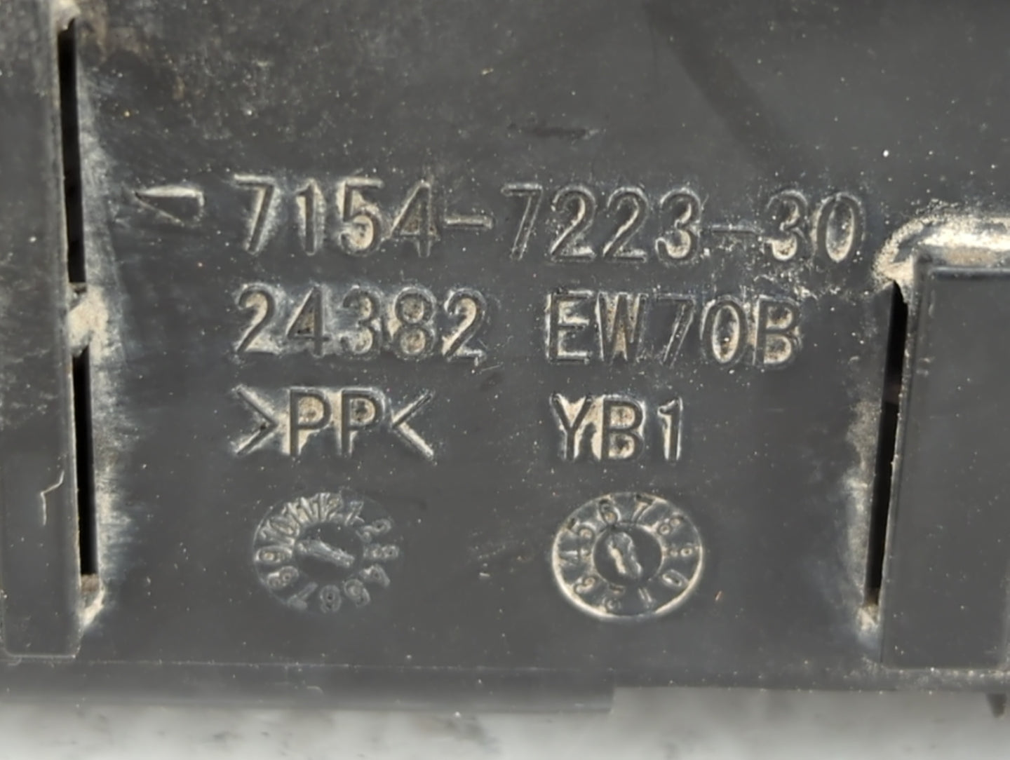 2009-2014 Nissan Cube Fusebox Fuse Box Panel Relay Module P/N:7154-7223-30 7154-7223-30 Fits Fits 2009 2010 2011 2012 2013 2