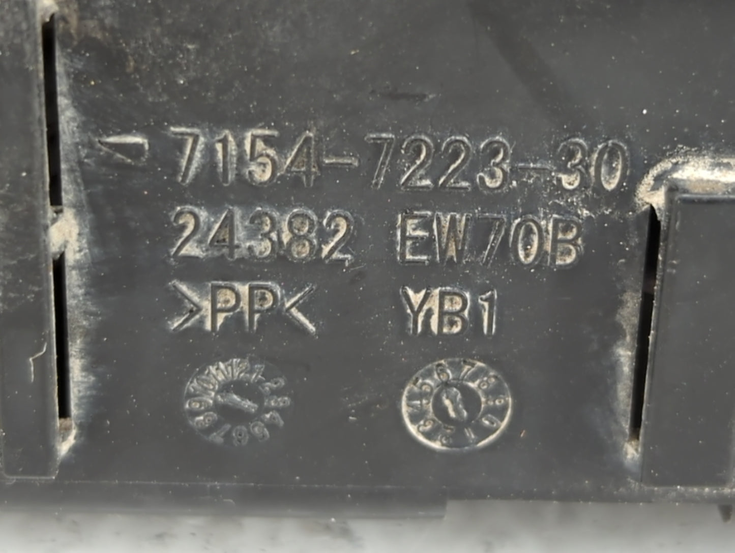 2009-2014 Nissan Cube Fusebox Fuse Box Panel Relay Module P/N:7154-7223-30 7154-7223-30 Fits Fits 2009 2010 2011 2012 2013 2