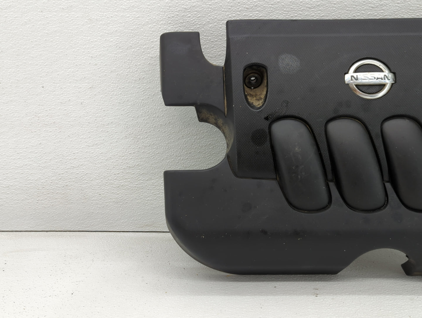 2009 Nissan Cube Engine Cover - Oemusedautoparts1.com