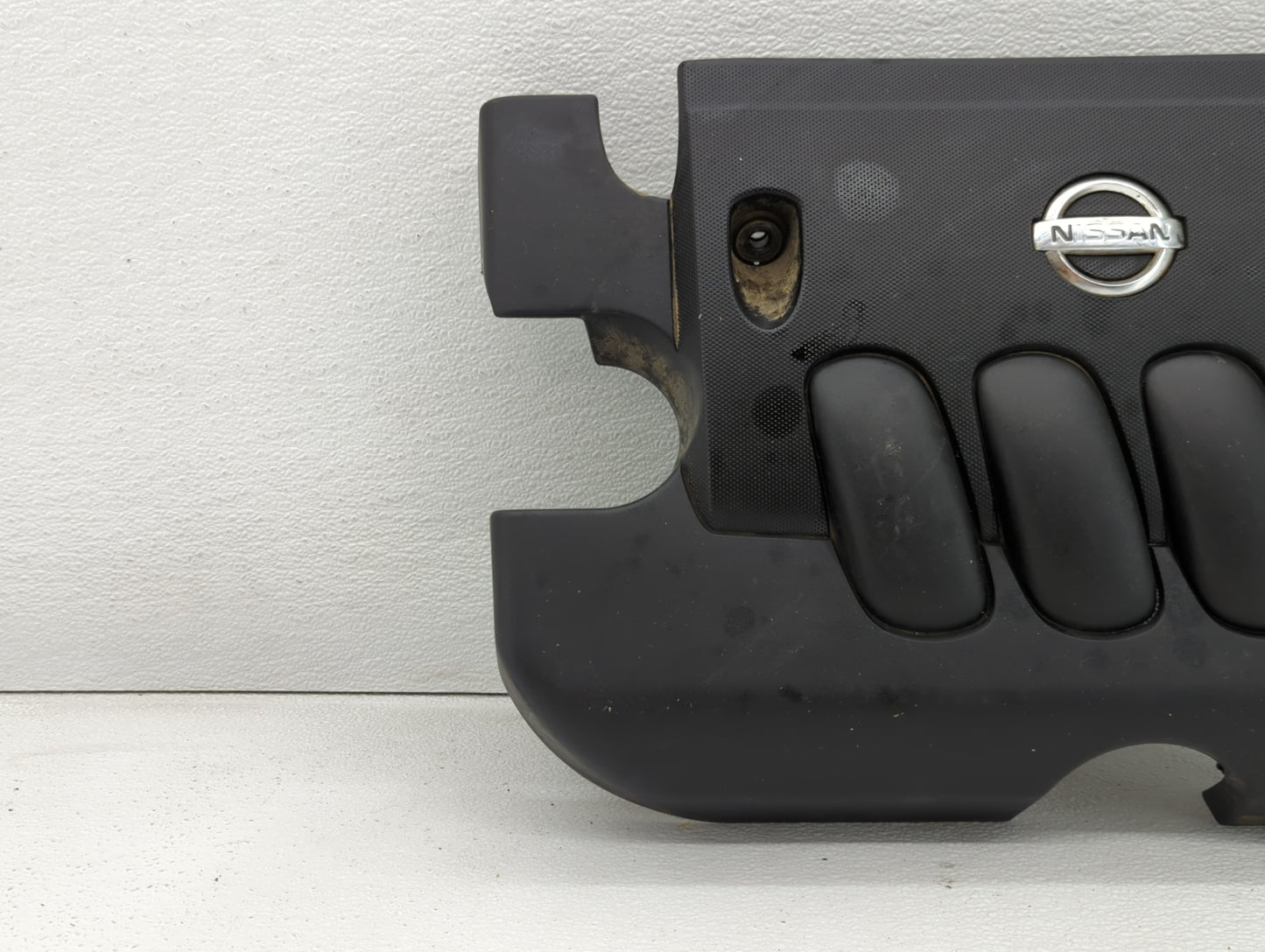 2009 Nissan Cube Engine Cover - Oemusedautoparts1.com
