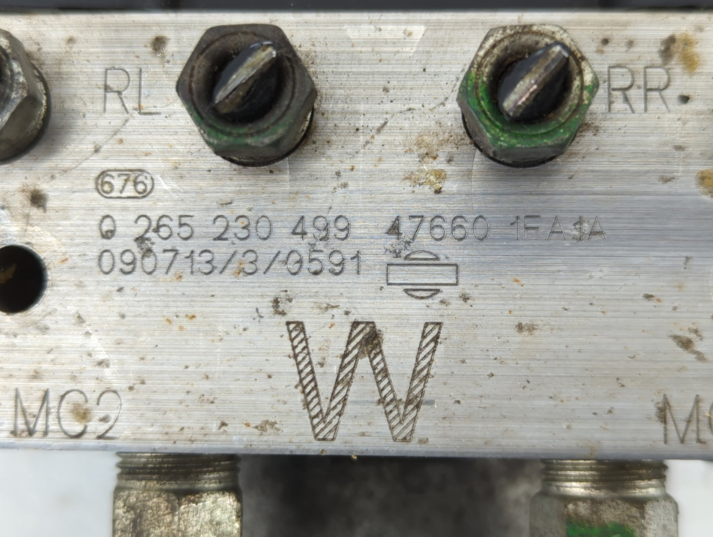 2009-2010 Nissan Cube ABS Pump Control Module Replacement P/N:47660 1FA1A Fits Fits 2009 2010 OEM Used Auto Parts - Oemuseda