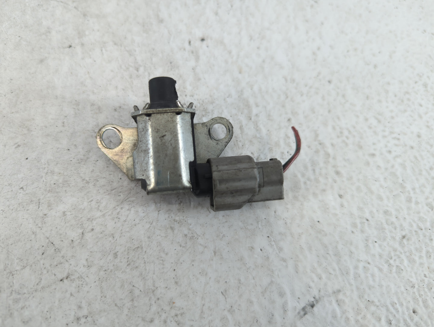 2009-2014 Nissan Cube Ignition Coil Igniter Pack - Oemusedautoparts1.com