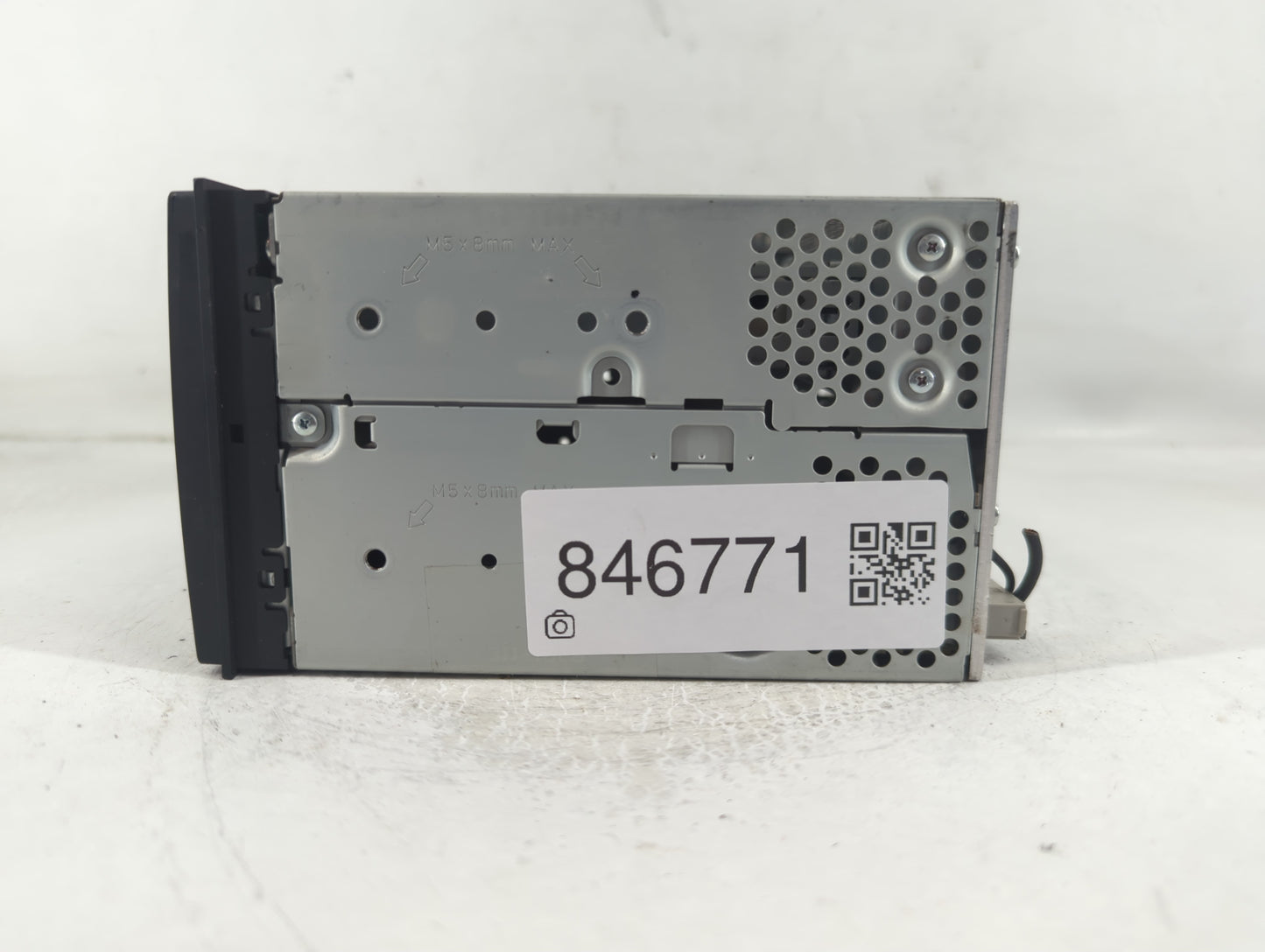 2009-2012 Nissan Cube Radio AM FM Cd Player Receiver Replacement P/N:28185 1FC1C Fits Fits 2009 2010 2011 2012 OEM Used Auto