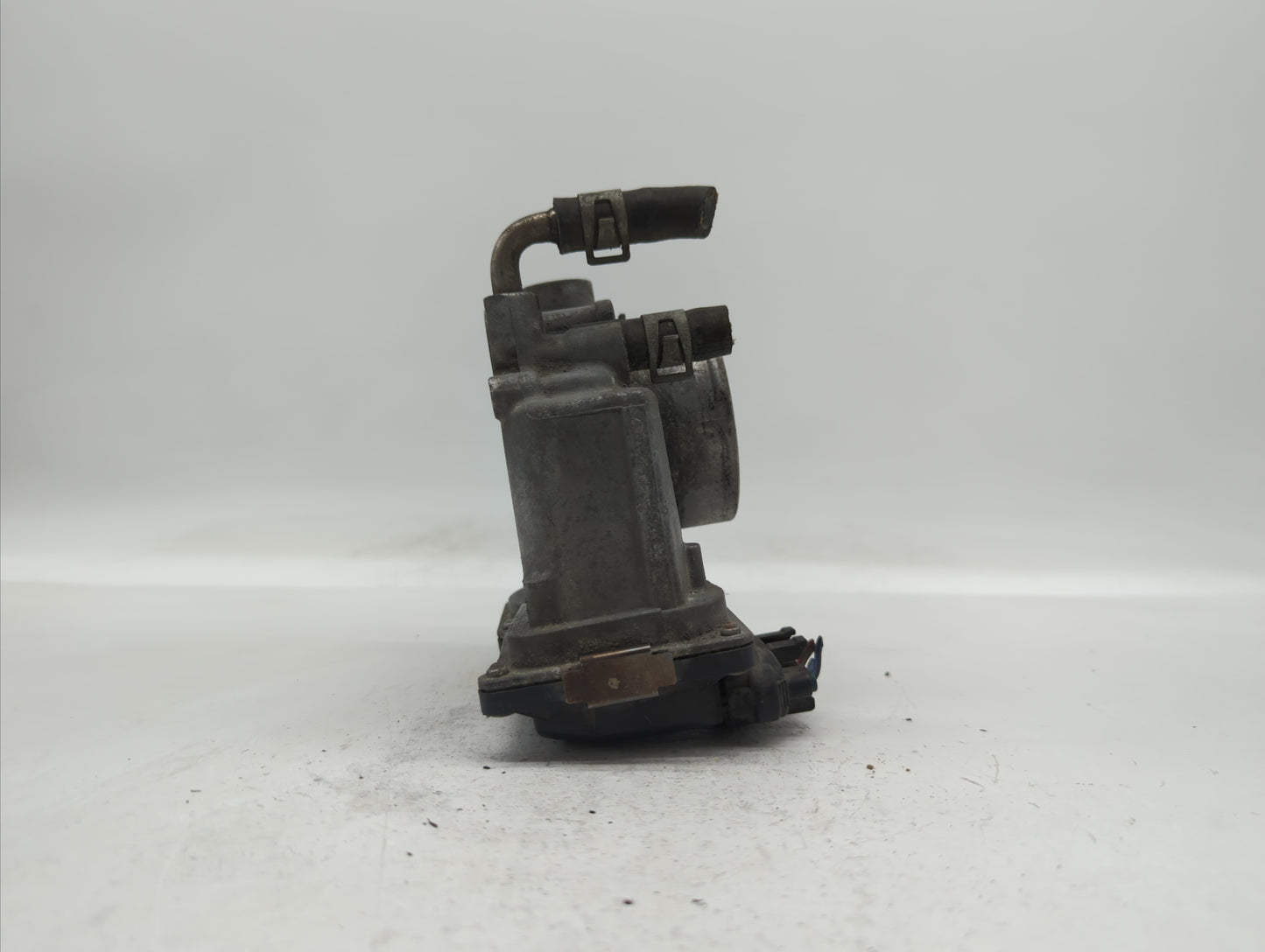 2009-2011 Nissan Frontier Throttle Body P/N:EA-A60-01 C Fits Fits 2009 2010 2011 2012 OEM Used Auto Parts - Oemusedautoparts