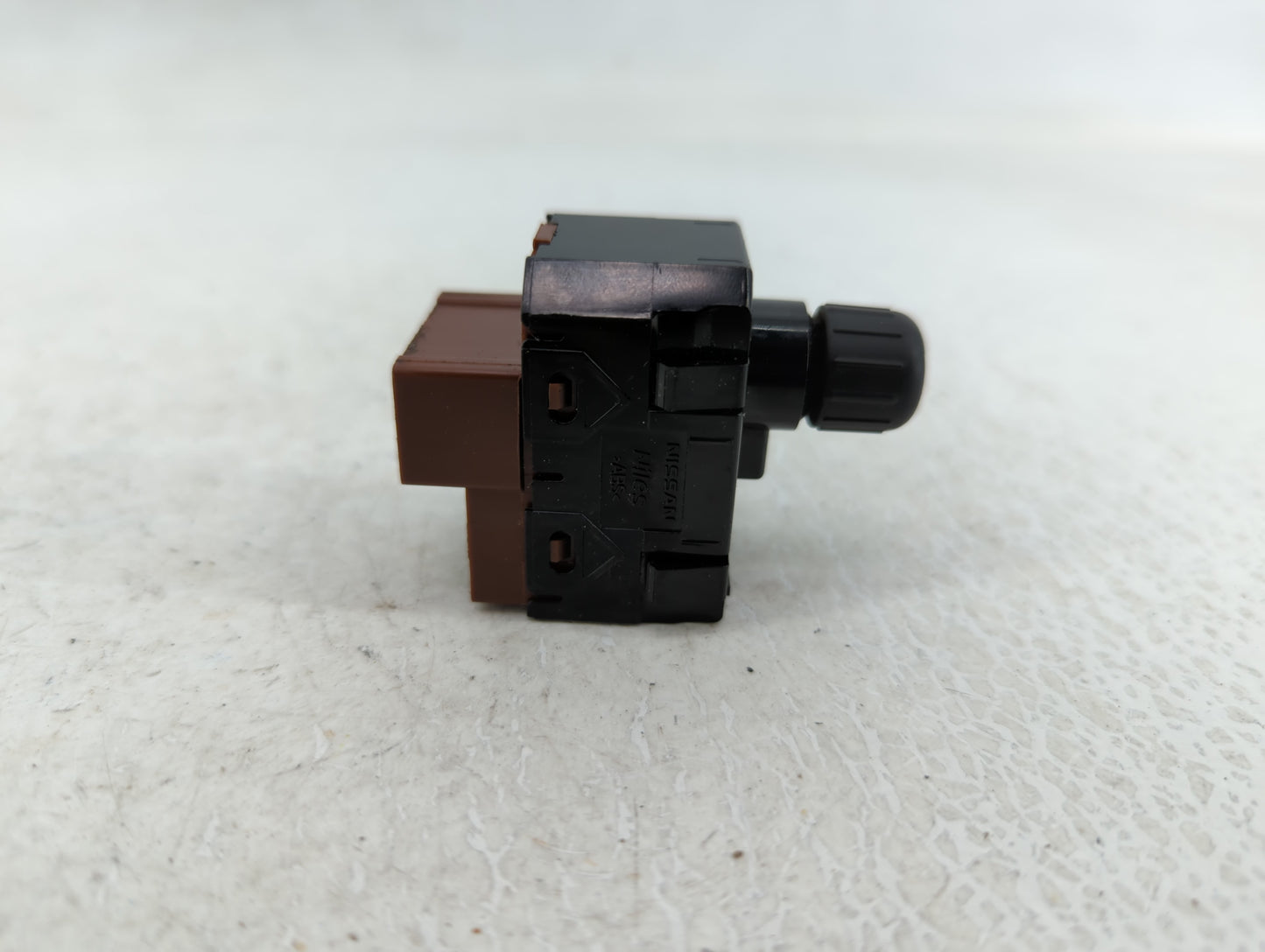 2007-2021 Nissan Frontier Master Power Window Switch Replacement Driver Side Left Fits OEM Used Auto Parts - Oemusedautopart