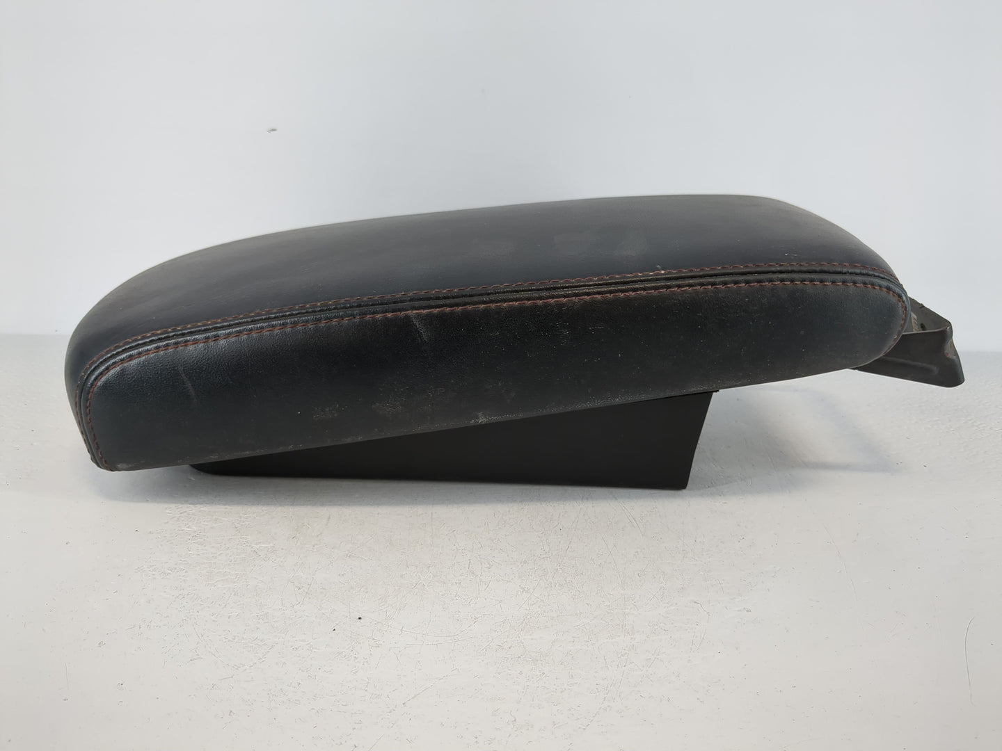 2009-2010 Nissan Maxima Center Console Armrest Cover Lid Fits Fits 2009 2010 OEM Used Auto Parts - Oemusedautoparts1.com