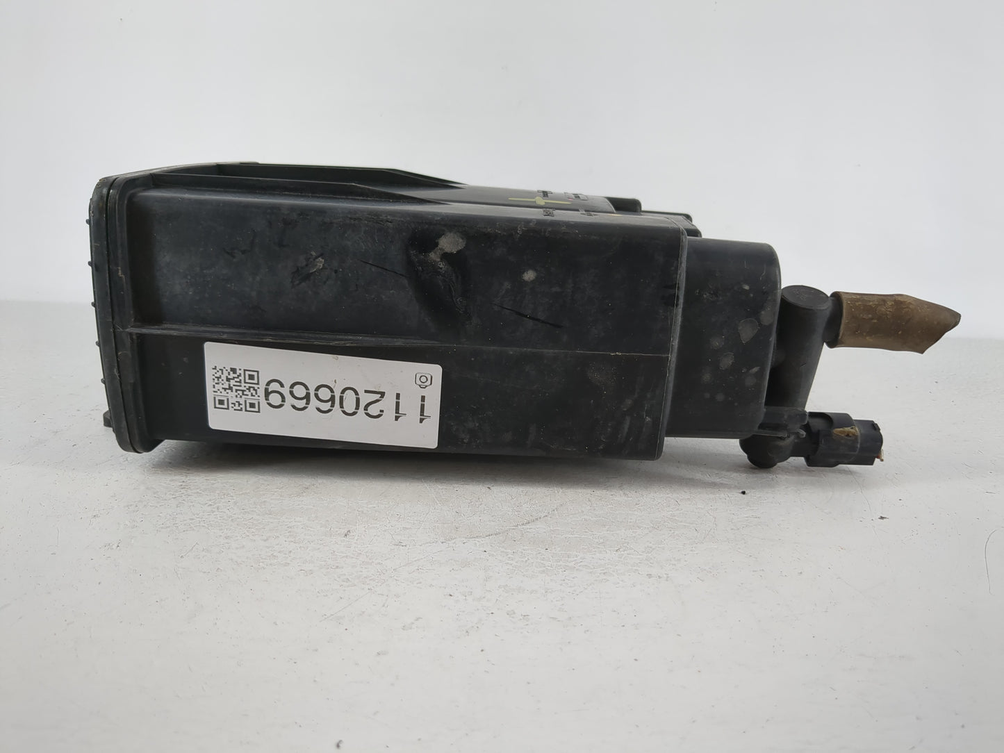 2009 Nissan Maxima Fuel Vapor Charcoal Canister - Oemusedautoparts1.com