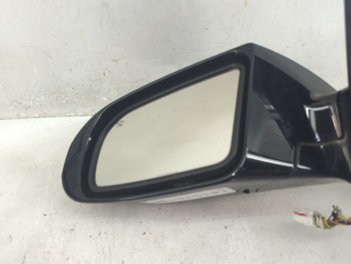 2009-2014 Nissan Maxima Driver Side View Mirror - Left Door Mirror OEM Used - Oemusedautoparts1.com
