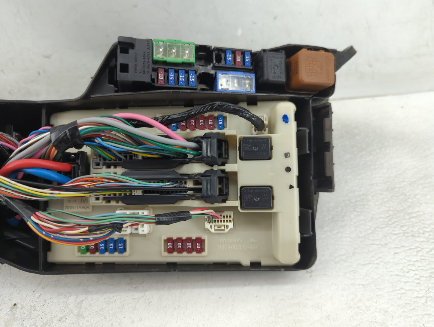 2009-2014 Nissan Maxima Fusebox Fuse Box Panel Relay Module Fits Fits 2009 2010 2011 2012 2013 2014 OEM Used Auto Parts - Oe