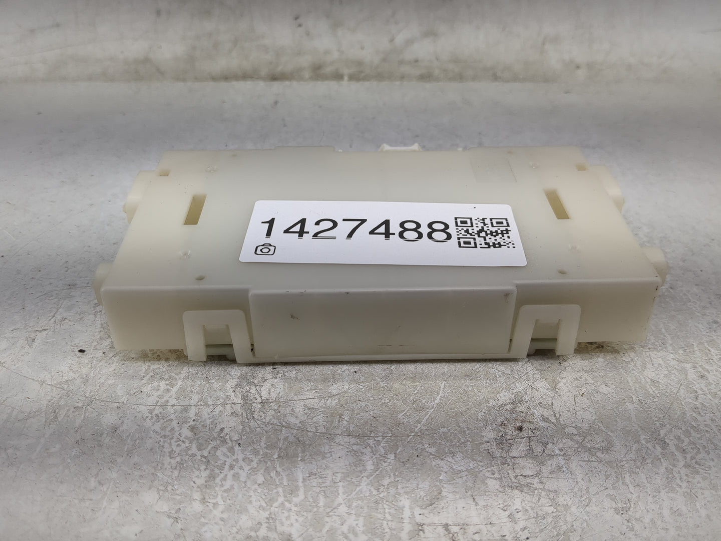 2009-2010 Nissan Maxima Temperature Control Module 27760-9n01b - Oemusedautoparts1.com