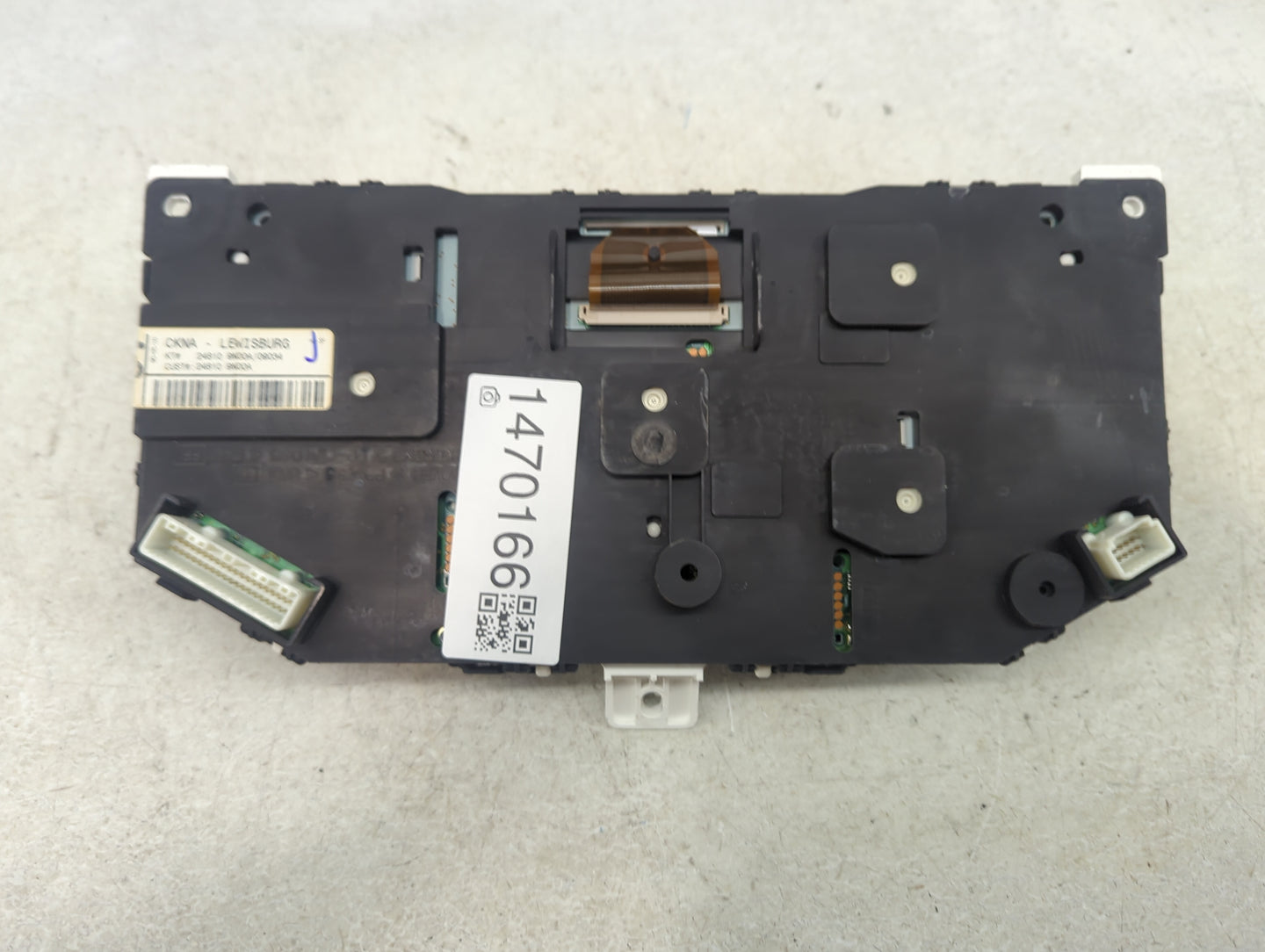 2009 Nissan Maxima Instrument Cluster Speedometer Gauges P/N:248109N00A 248109N00A/09034 Miles:109K Fits OEM Used Auto Parts