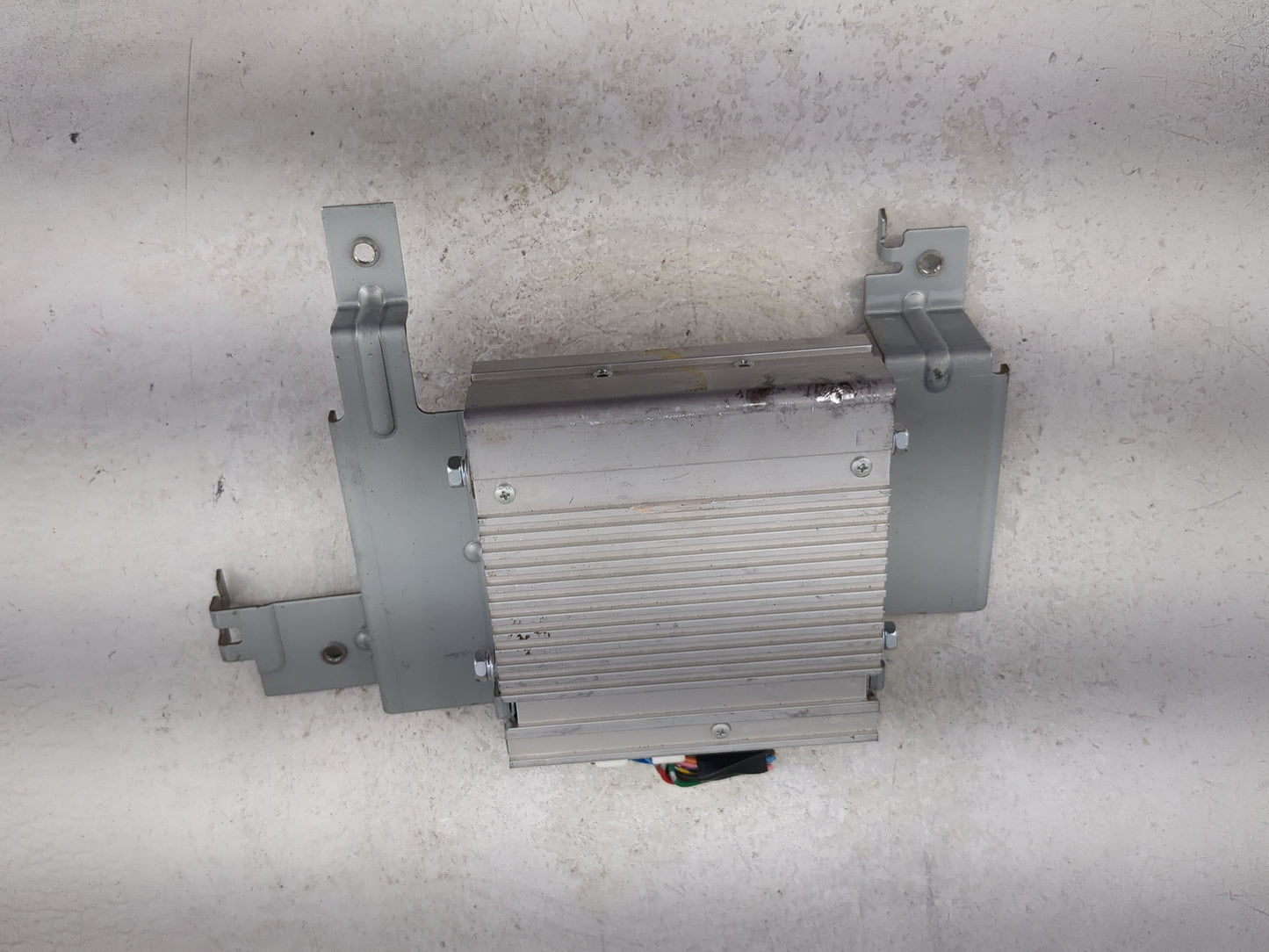 2009-2014 Nissan Maxima Radio Speaker Amplifier - Oemusedautoparts1.com