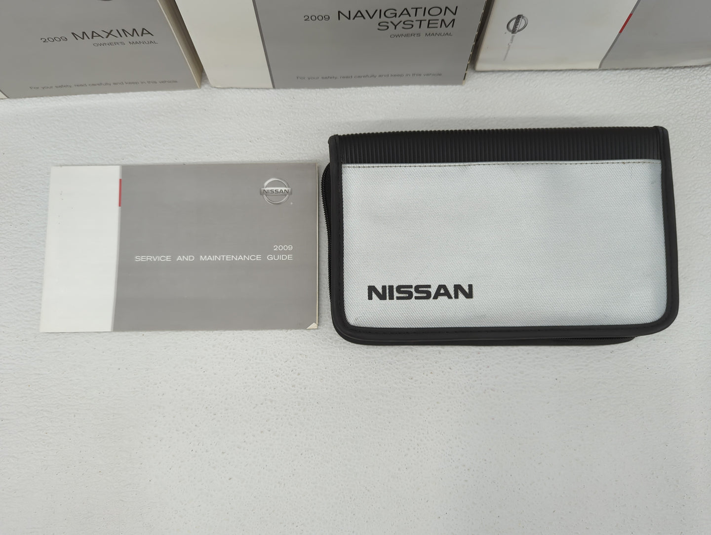 2009 Nissan Maxima Owners Manual Book Guide OEM Used Auto Parts - Oemusedautoparts1.com