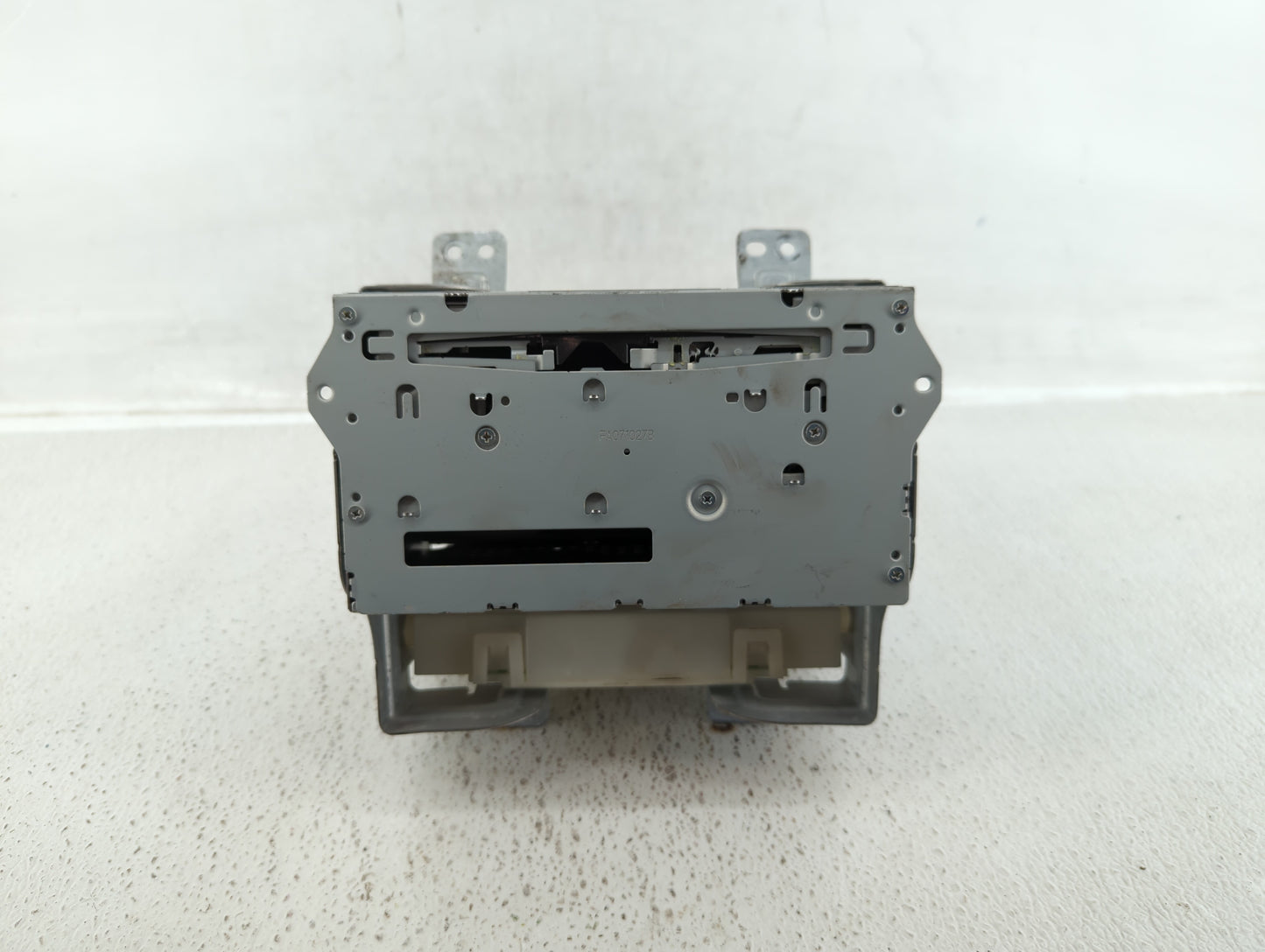 2009-2010 Nissan Maxima Am Fm Cd Player Radio Receiver - Oemusedautoparts1.com