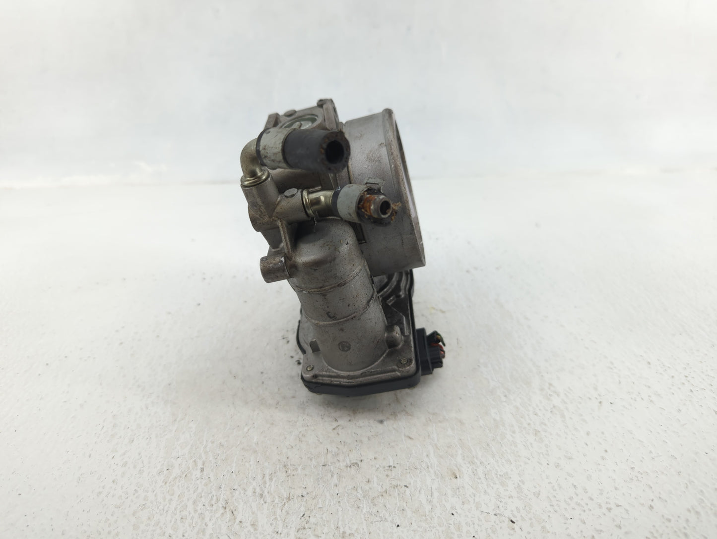 2009-2014 Nissan Maxima Throttle Body P/N:RME75-12 Fits Fits 2009 2010 2011 2012 2013 2014 OEM Used Auto Parts - Oemusedauto