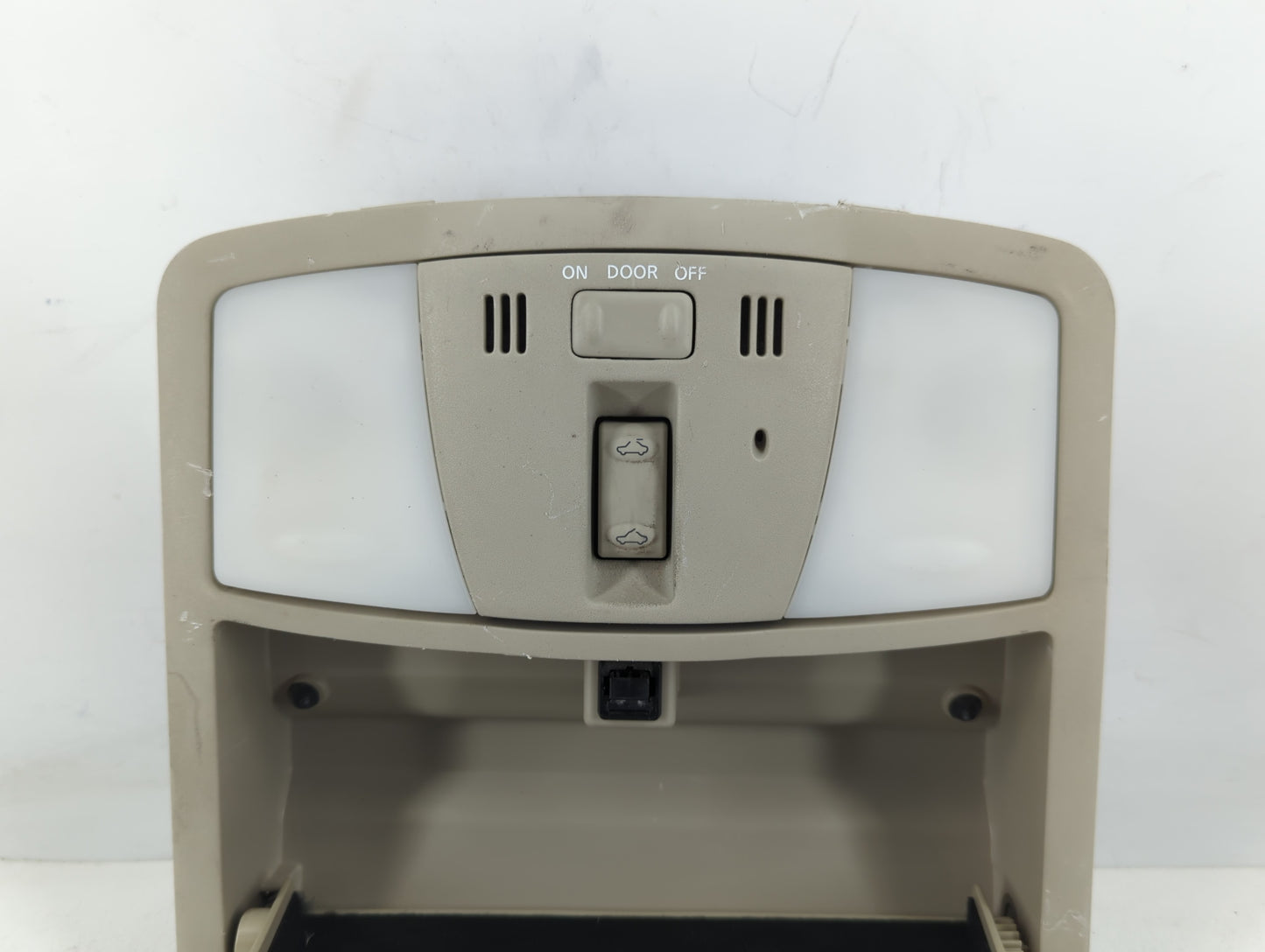 2009 Nissan Maxima Overhead Roof Console - Oemusedautoparts1.com