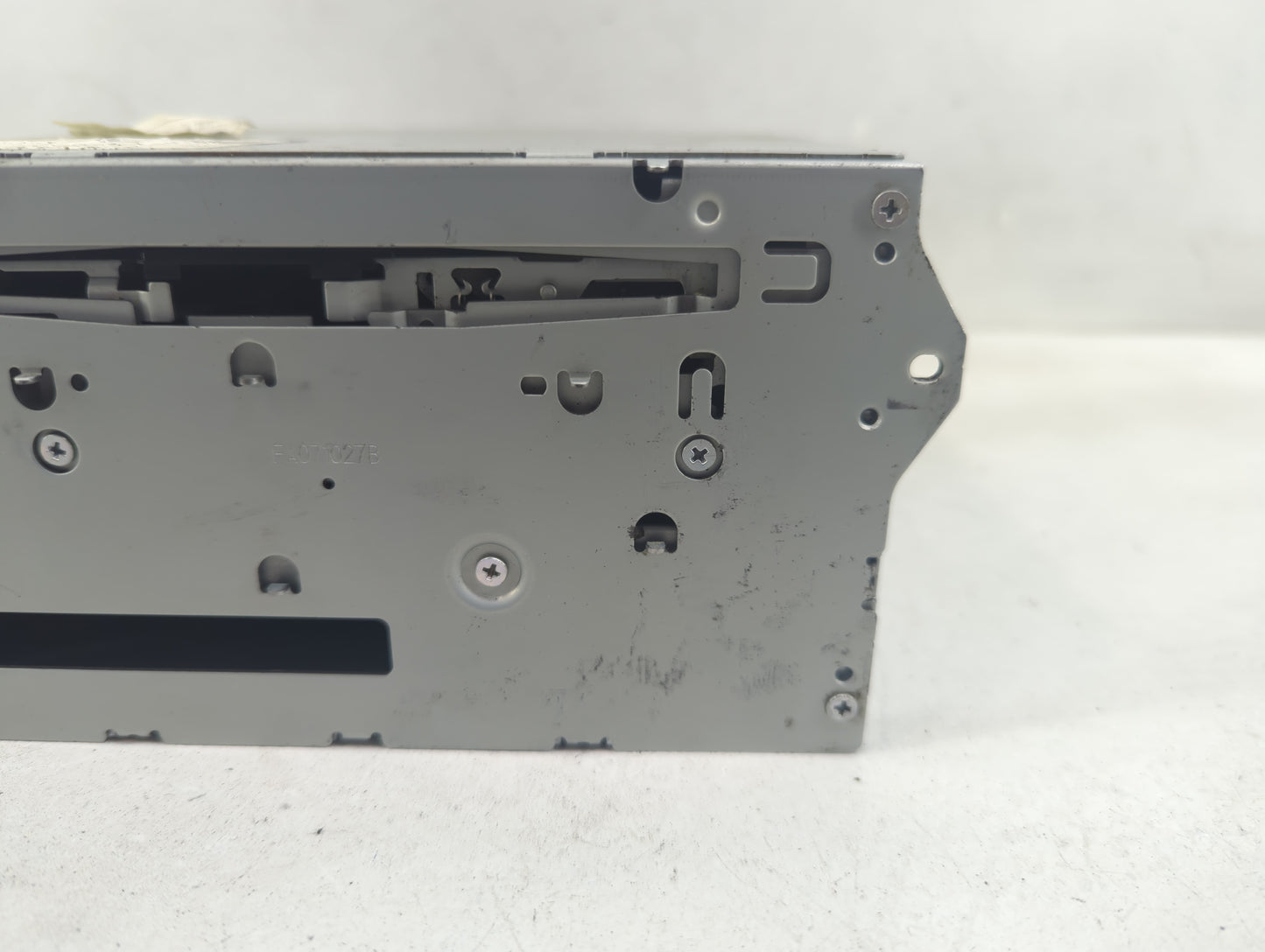 2009-2010 Nissan Murano Radio AM FM Cd Player Receiver Replacement P/N:25915-1AA0A Fits Fits 2009 2010 OEM Used Auto Parts -