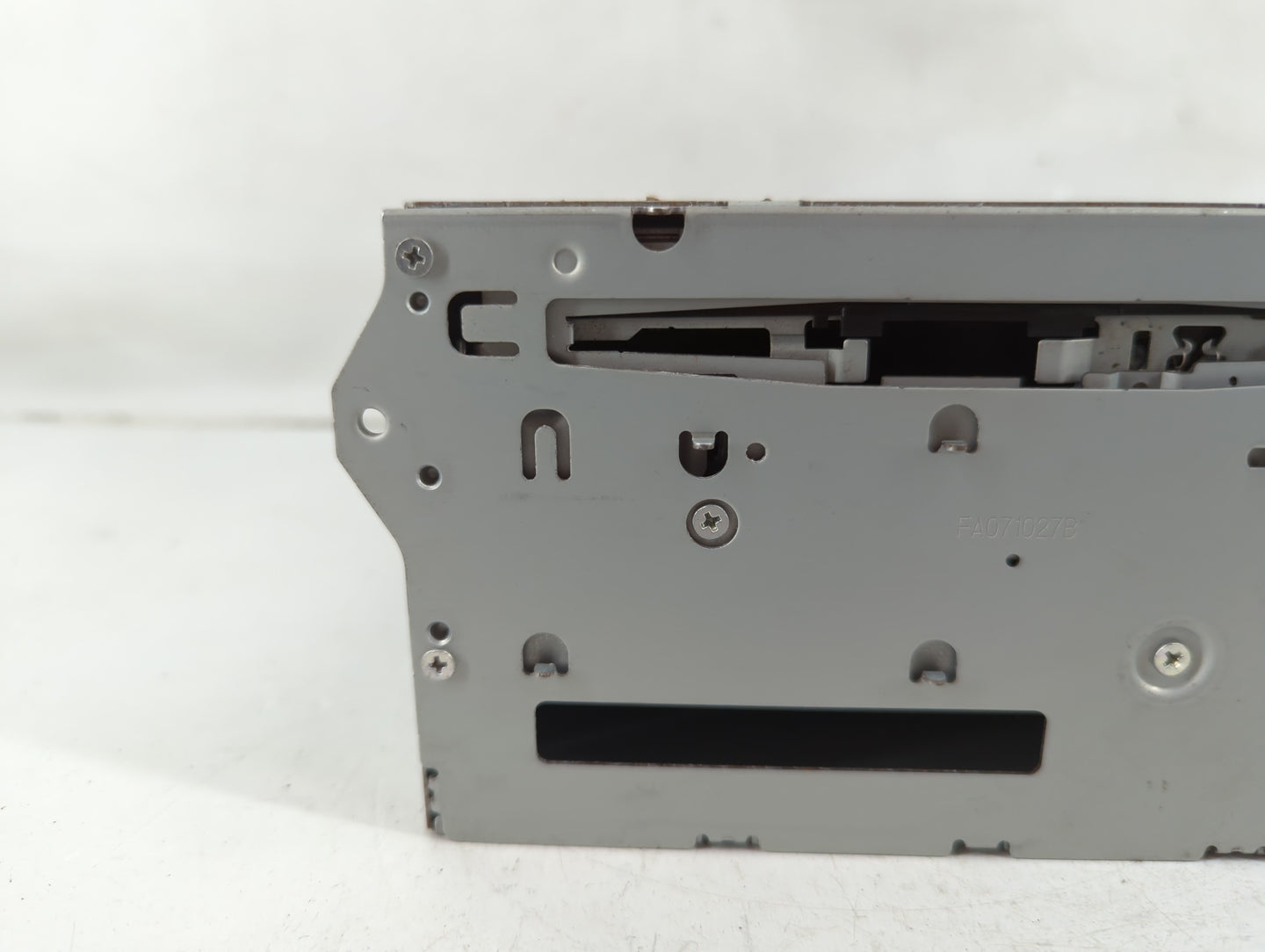 2009-2010 Nissan Murano Radio AM FM Cd Player Receiver Replacement P/N:25915 1AA0A Fits Fits 2009 2010 OEM Used Auto Parts -