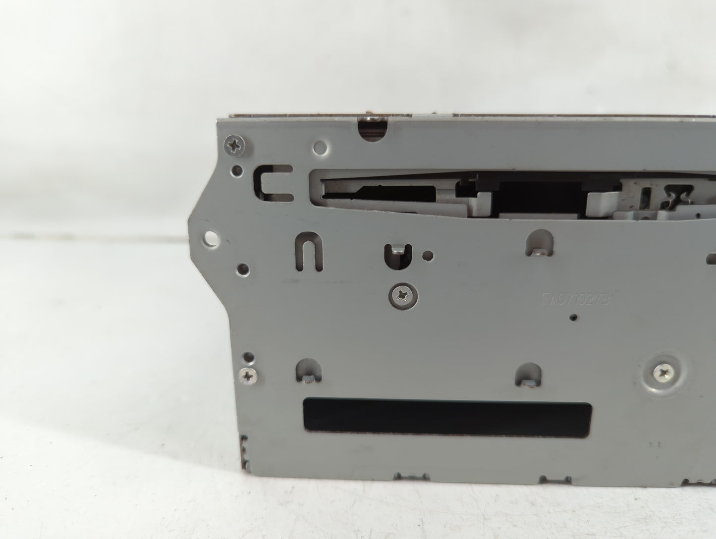 2009-2010 Nissan Murano Radio AM FM Cd Player Receiver Replacement P/N:25915 1AA0A Fits Fits 2009 2010 OEM Used Auto Parts -