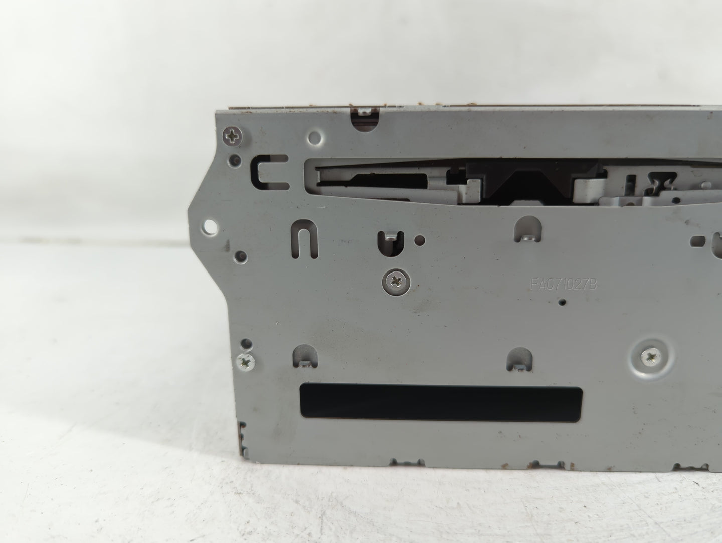 2009-2010 Nissan Murano Radio AM FM Cd Player Receiver Replacement P/N:M5X8MAX 25915 1AA0A Fits Fits 2009 2010 OEM Used Auto
