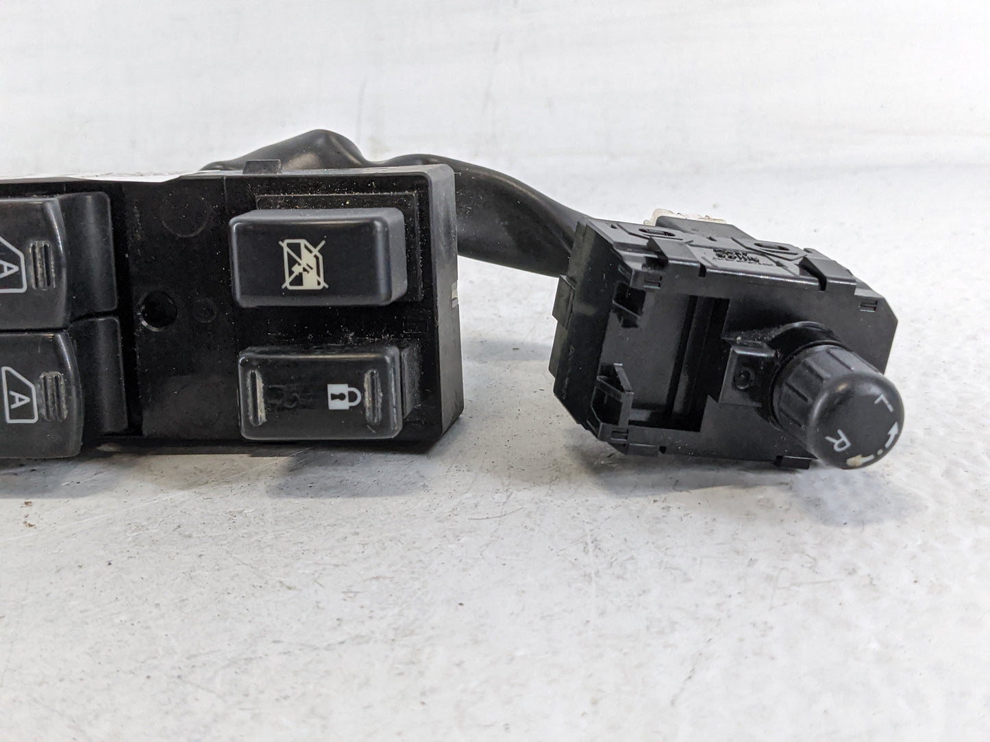 2009-2014 Nissan Murano Master Power Window Switch Replacement Driver Side Left P/N:25401 1AA5D 25401 1AA0A Fits OEM Used Au
