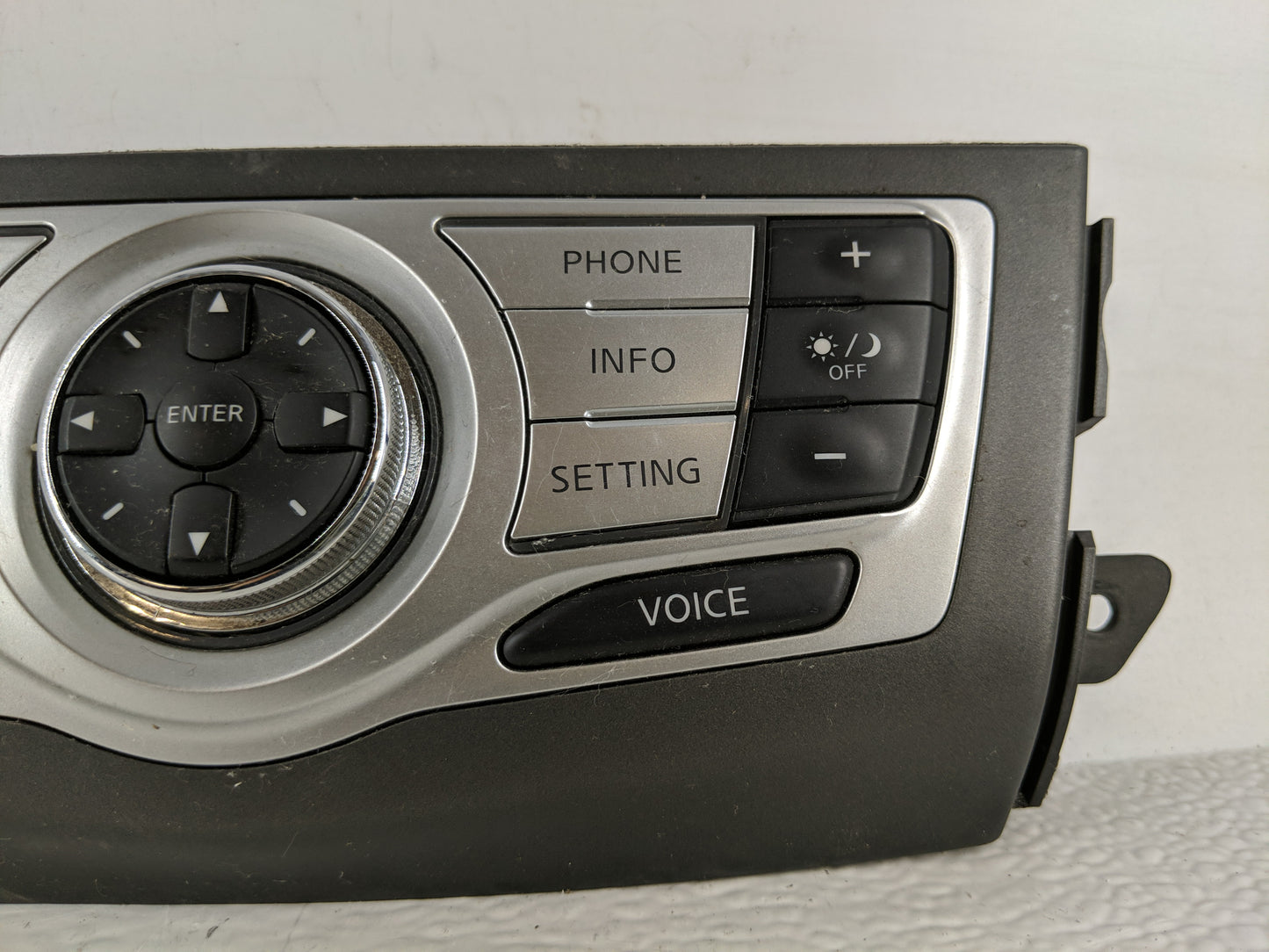 2009-2010 Nissan Murano Radio AM FM Cd Player Receiver Replacement P/N:1AA0B 210151 Fits Fits 2009 2010 OEM Used Auto Parts 