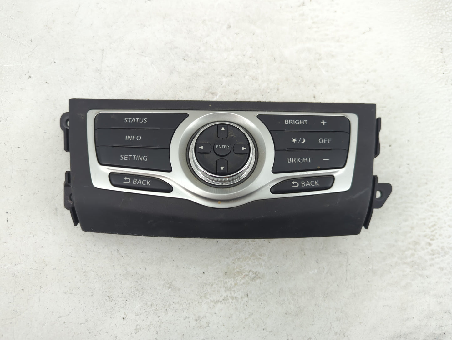 2009-2009 Nissan Murano Radio Control Panel - Oemusedautoparts1.com