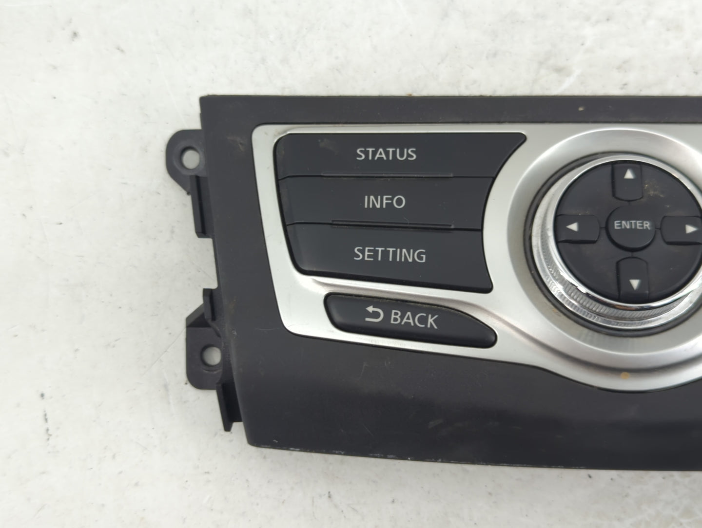 2009-2009 Nissan Murano Radio Control Panel - Oemusedautoparts1.com