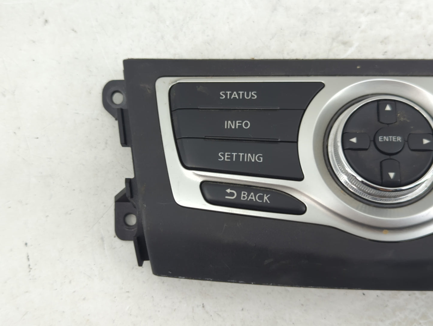 2009-2009 Nissan Murano Radio Control Panel - Oemusedautoparts1.com