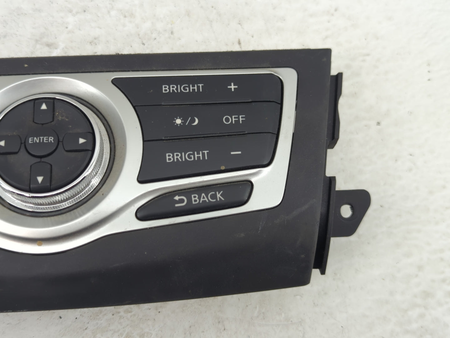 2009-2009 Nissan Murano Radio Control Panel - Oemusedautoparts1.com