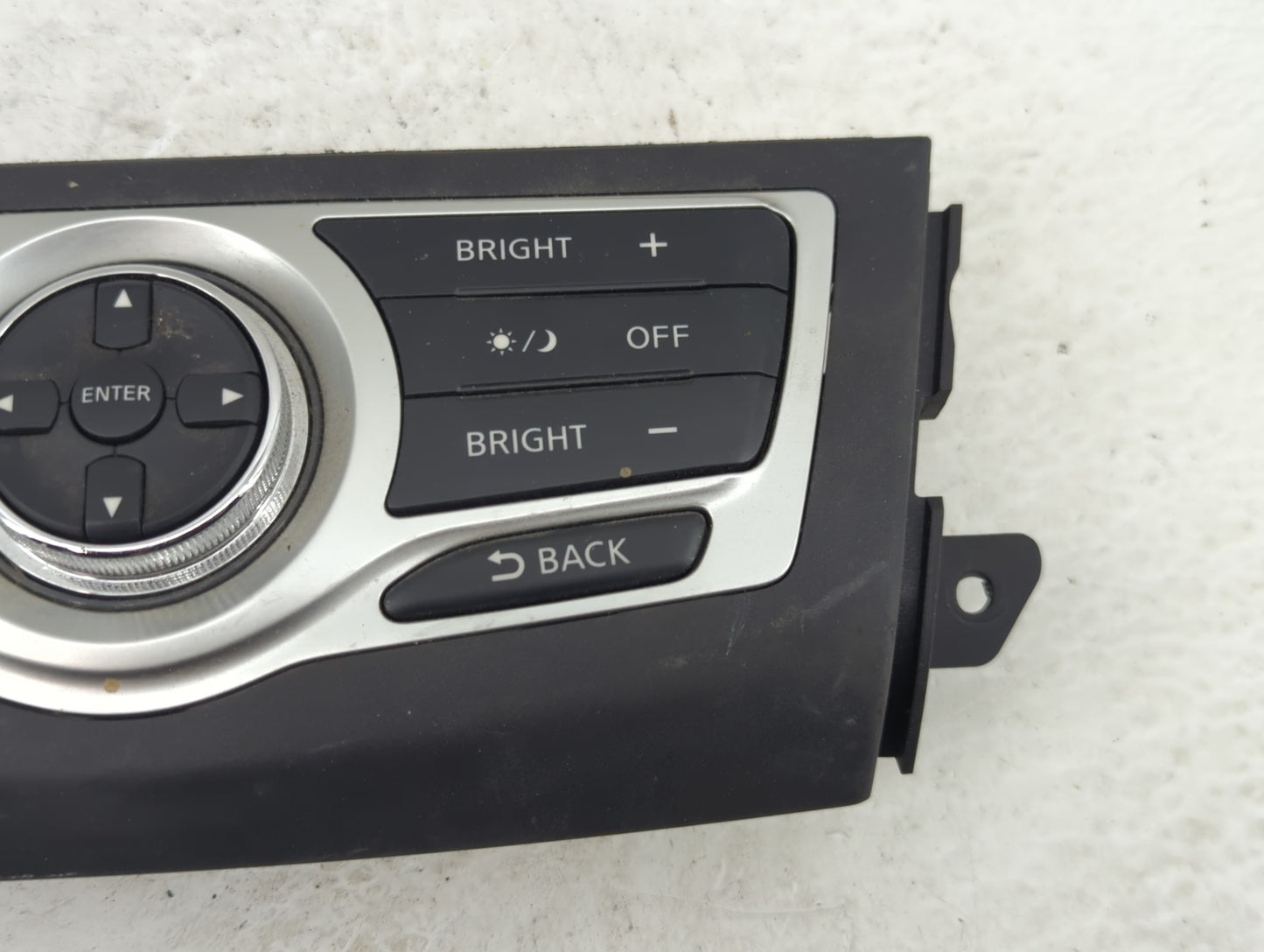 2009-2009 Nissan Murano Radio Control Panel - Oemusedautoparts1.com